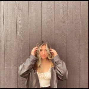 Meet your Posher, Blossom